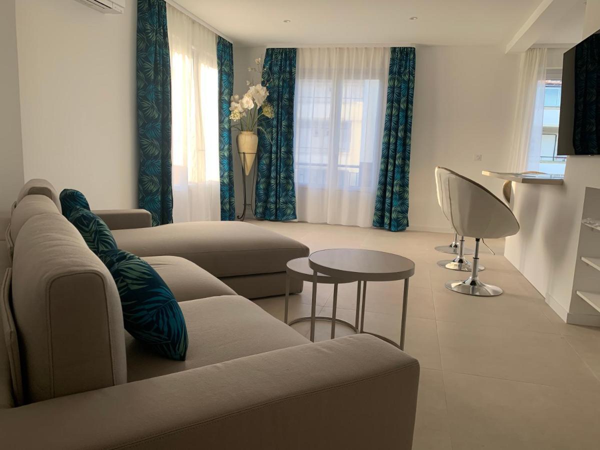 Apartmán Douceurs Des Iles Fréjus Exteriér fotografie